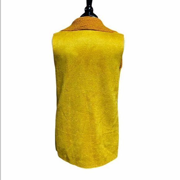 Mustard Teddy Vest Made in Italy NWT - Picture 4 of 5